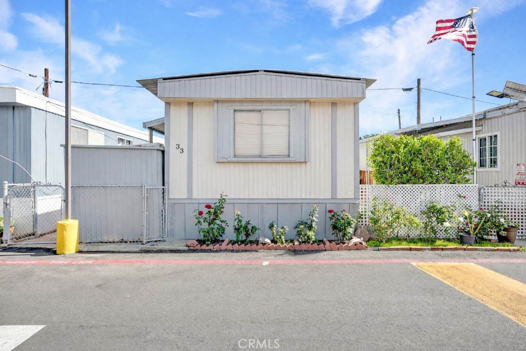 6154 Mission 33