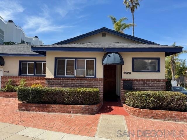6628 La Jolla Blvd.