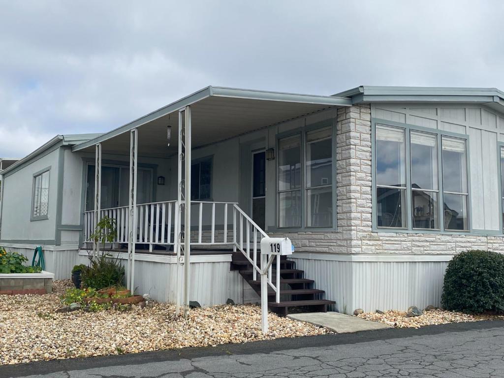 144 Holm Road 119