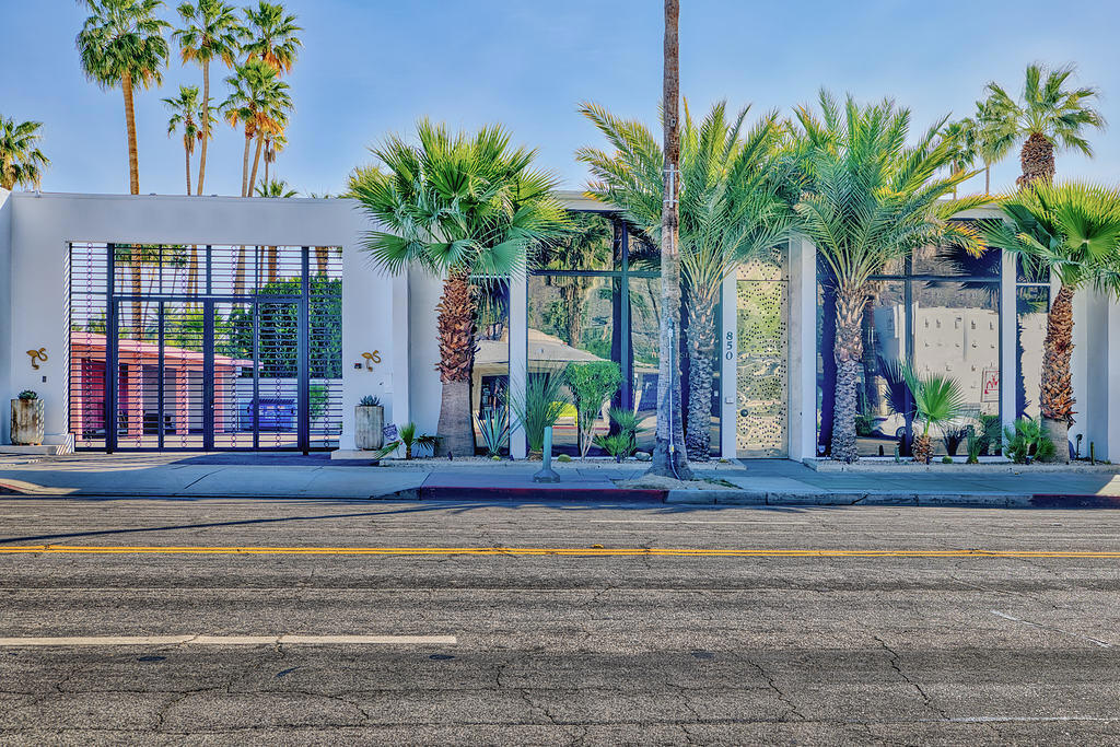 850 Palm Canyon Drive