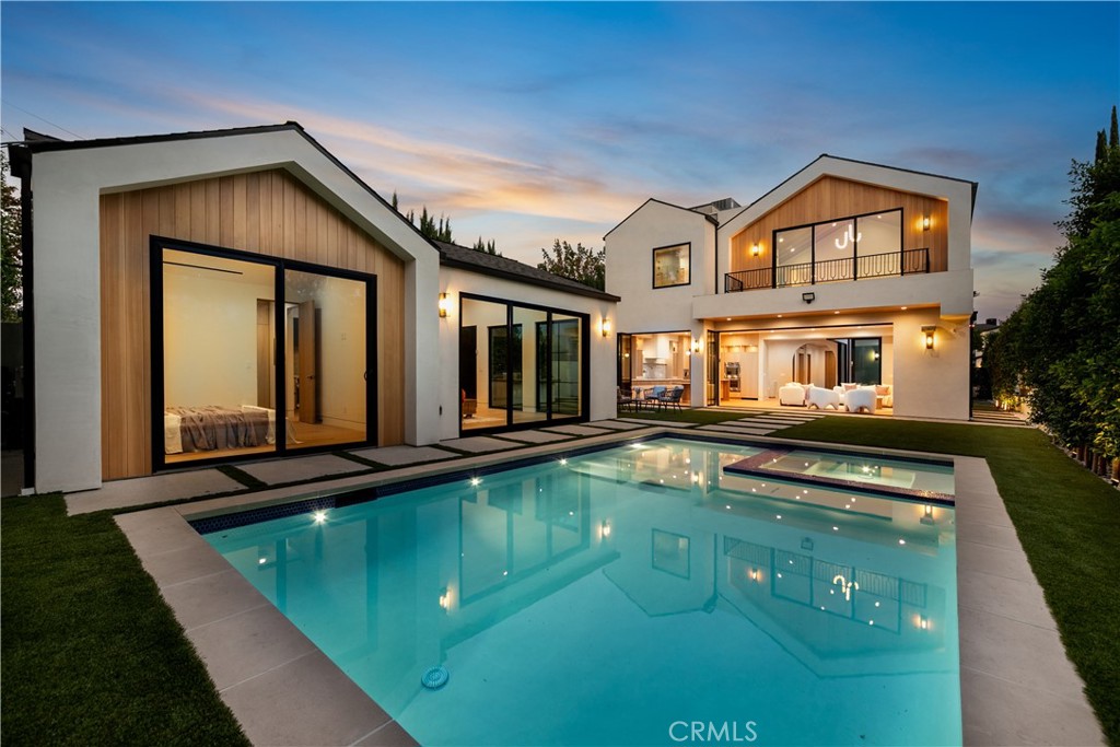 16749 Addison