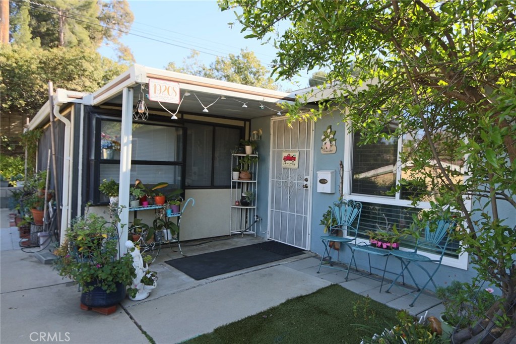 19208 Avenue Of The Oaks J