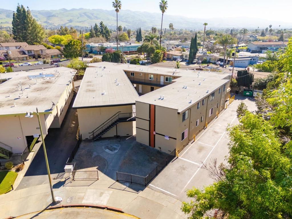 2748 Kollmar Drive