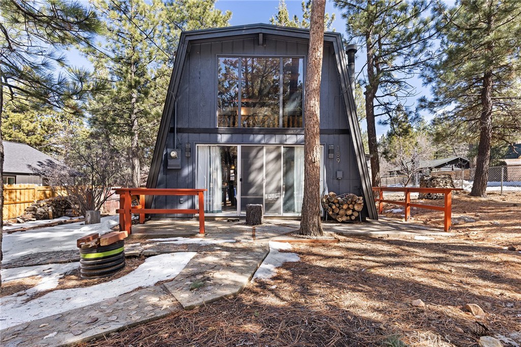 189 Moreno Lane