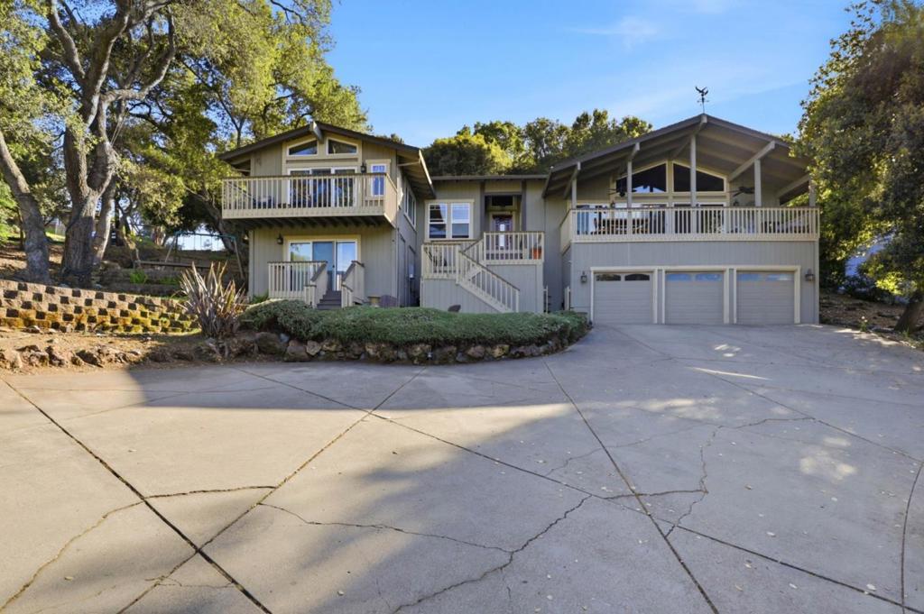 17285 Copper Hill Drive