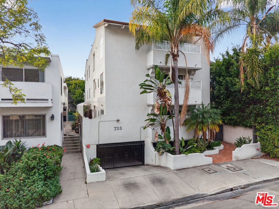 733 Huntley Drive