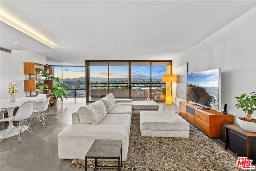 4316 Marina City Drive 327
