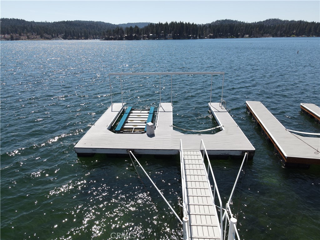 295 DOCK N 295 B