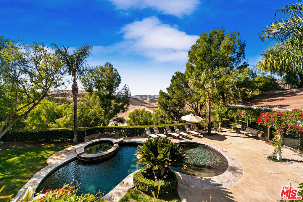 24822 Wooded Vista