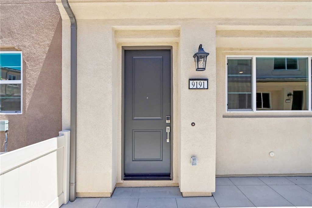 9191 Waverly Lane