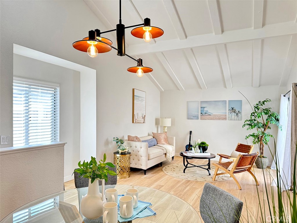 2720 W Segerstrom D