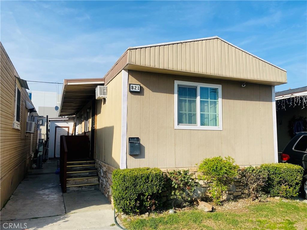 850 W Mission Blvd B21