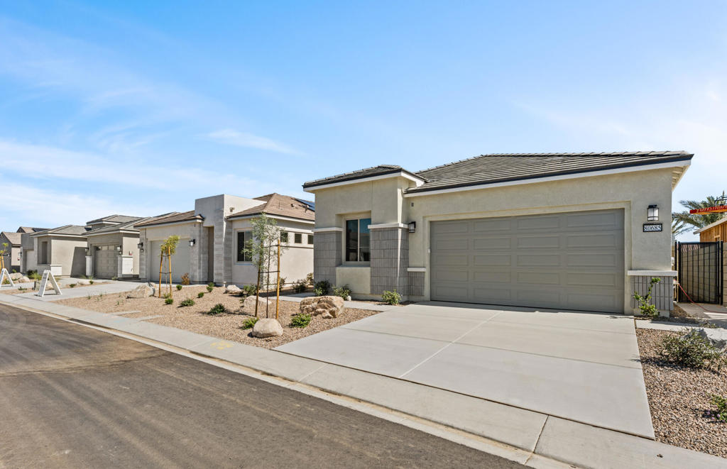 80 685 San Clemente Drive
