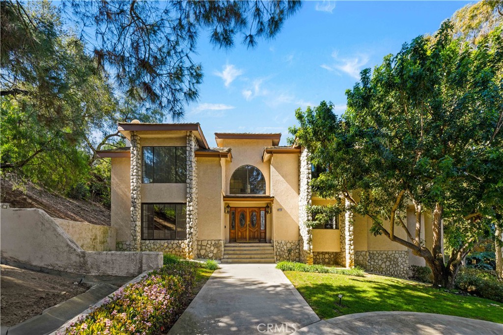 15930 Esquilime