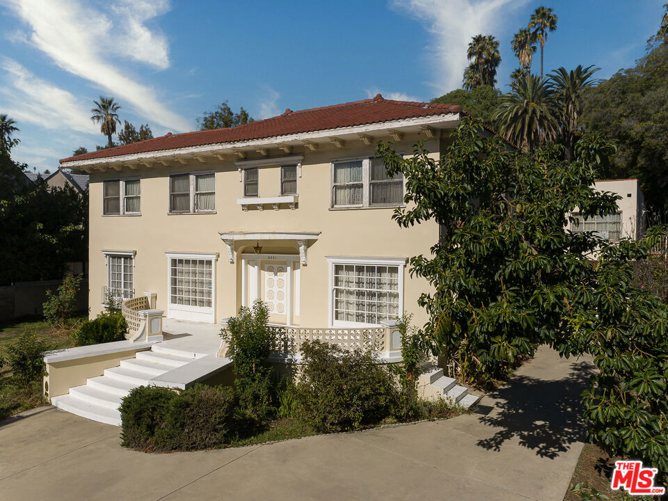 5231 Franklin Avenue