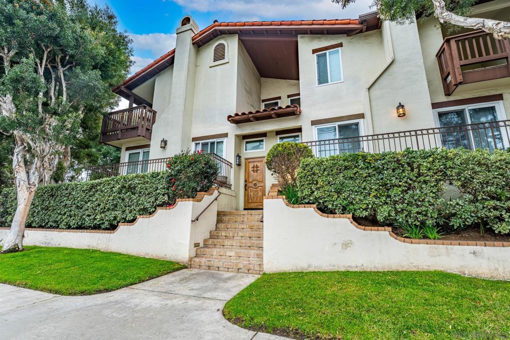 175 Maple Ave 4