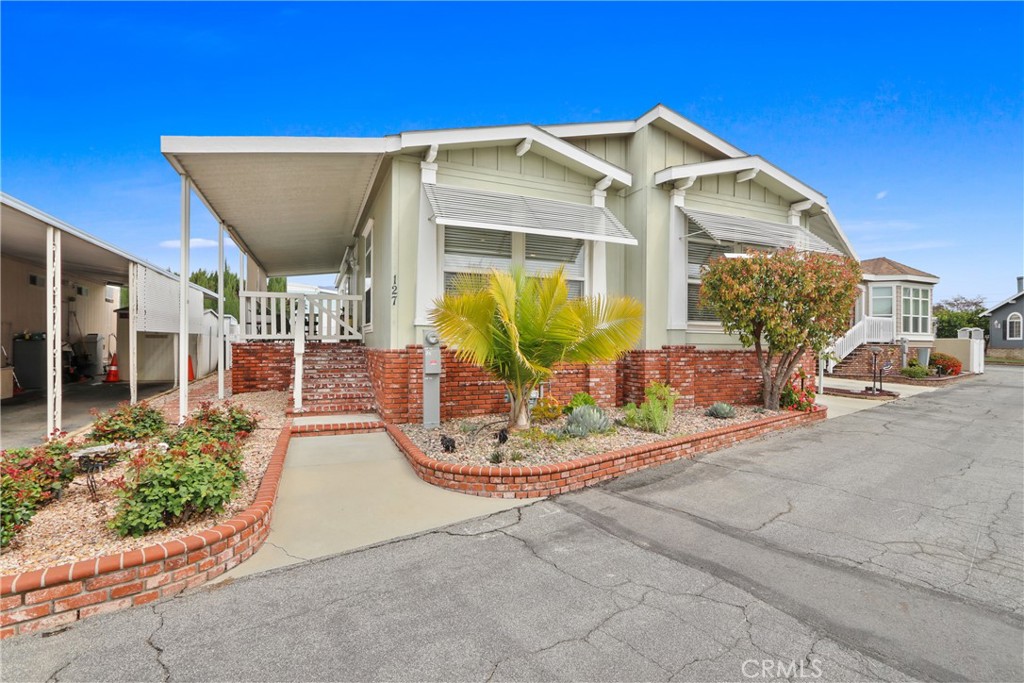 3530 Damien Avenue 127