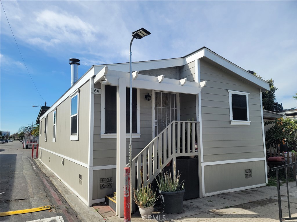 12265 Woodruff Avenue 64