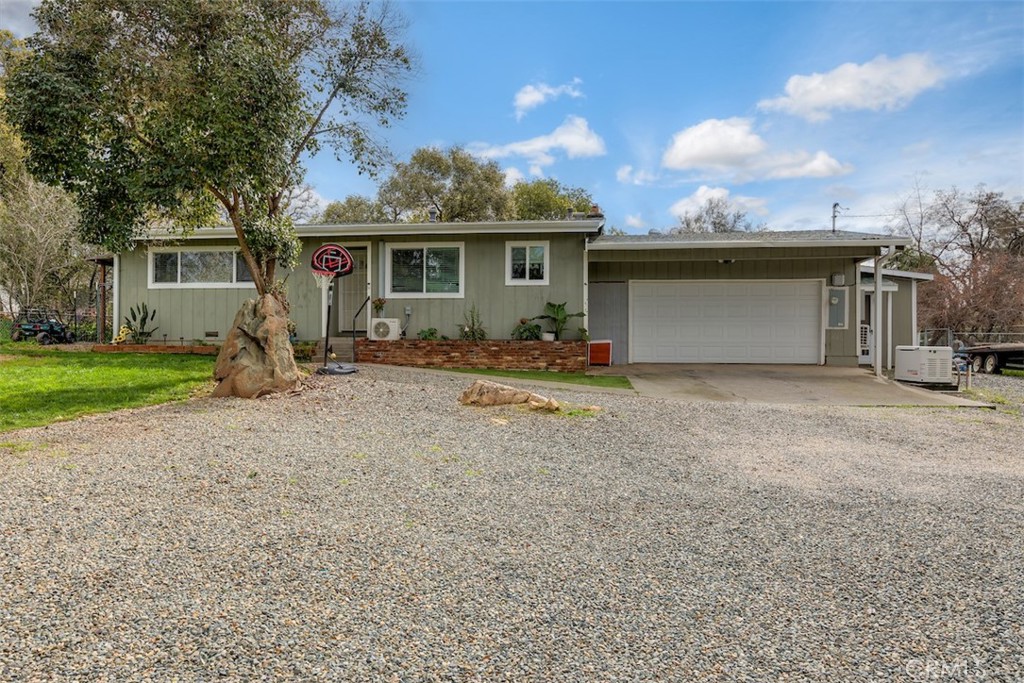 80 Skyline Boulevard