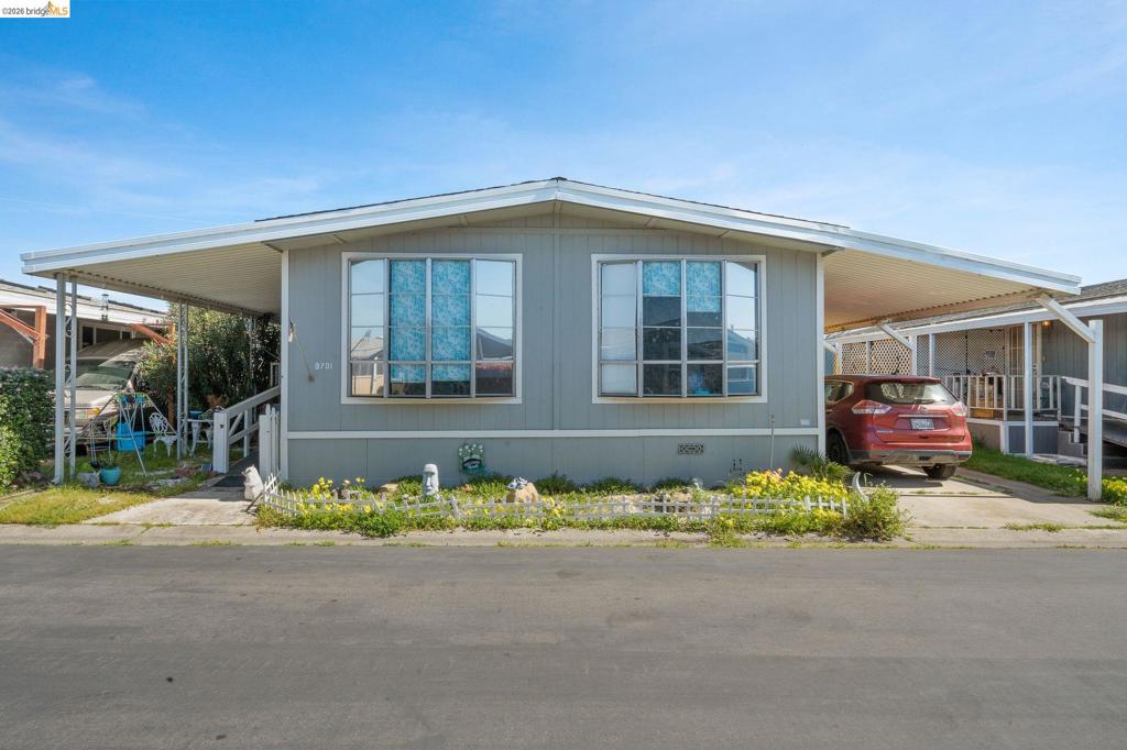 3701 Porter Cir