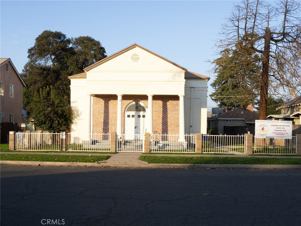 203 W 20th