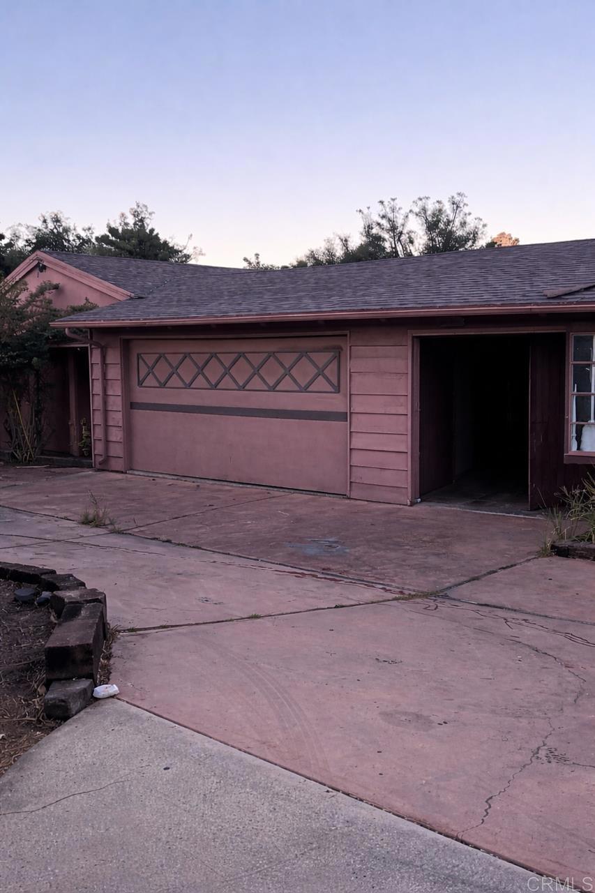 2045 Avila Ct