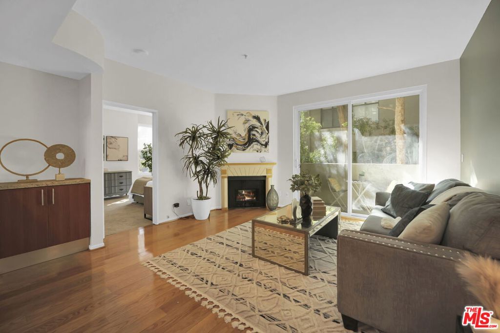 620 S Gramercy Place 135