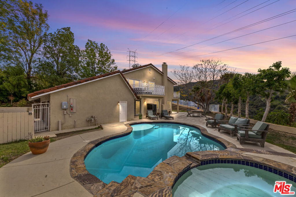 3804 Vista Linda Drive