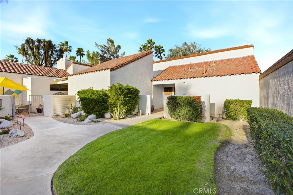 450 Sunningdale