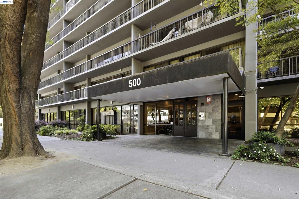 500 N St 205