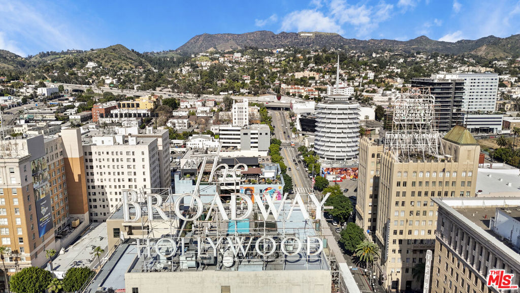 1645 Vine Street 1007