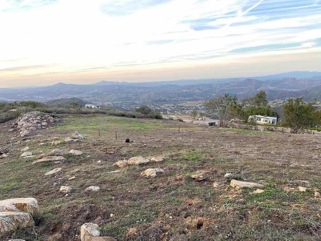 13749 Calle Del Sol