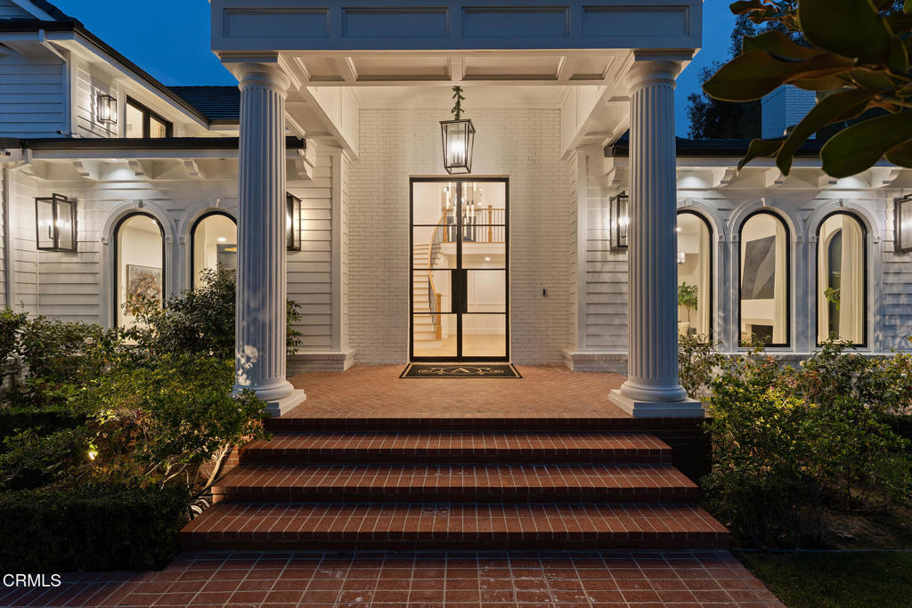 550 Unique Lane