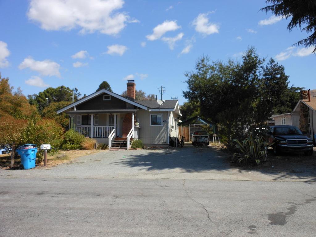 282 Vista Avenue