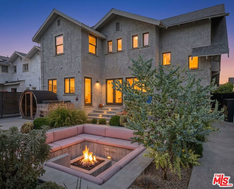 1715 S Kingsley Drive