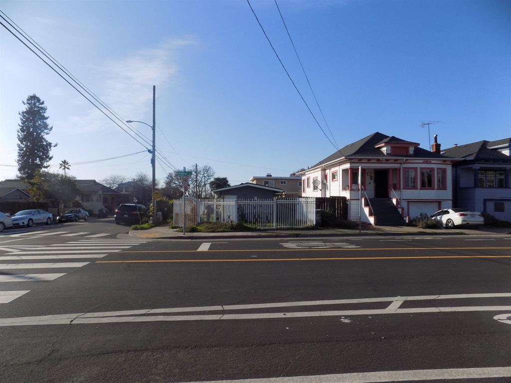 4201 West St