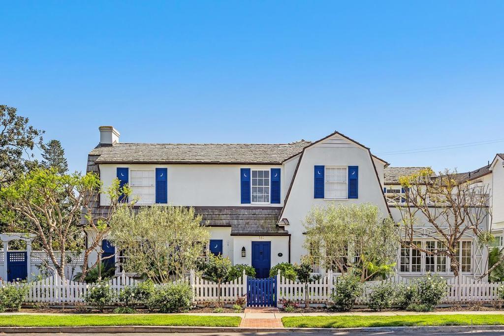 532 Marina Ave