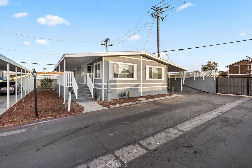 16444 Bolsa Chica 21