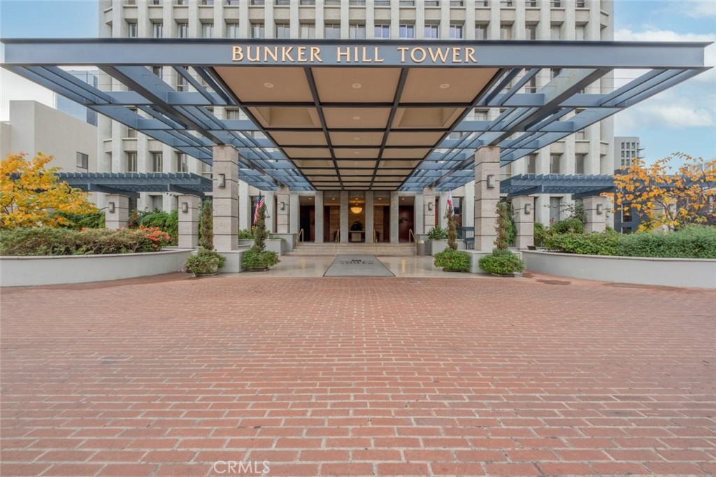 800 W 1st Street 502