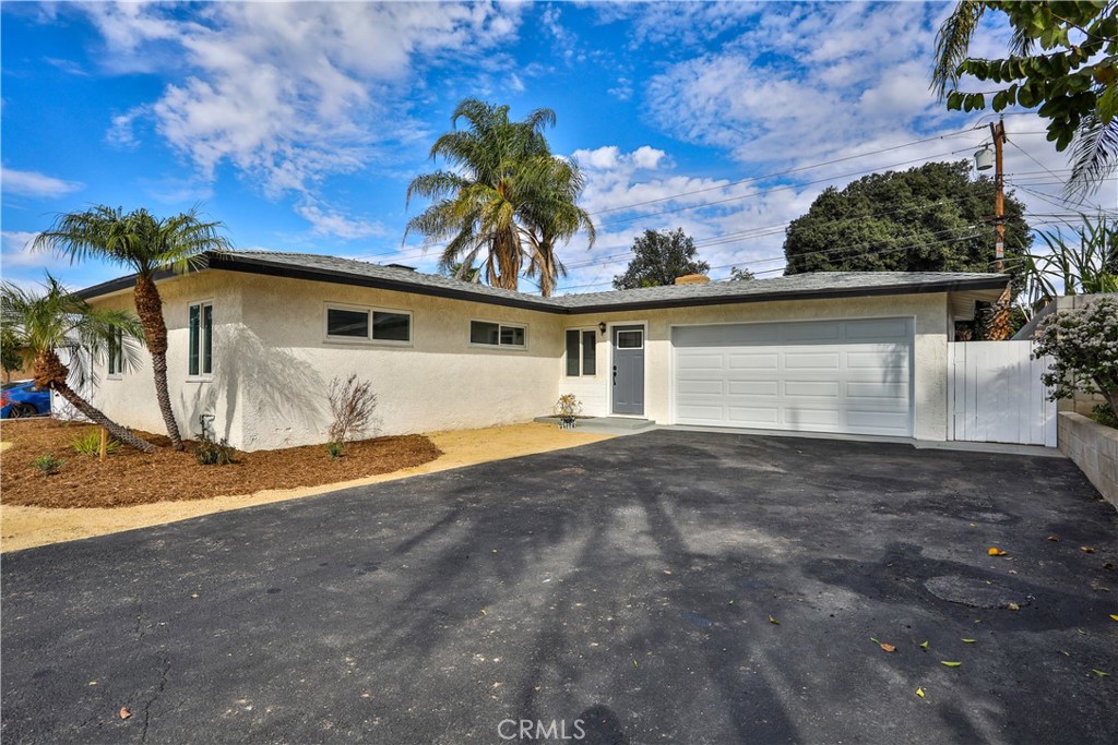 4035 Madrona