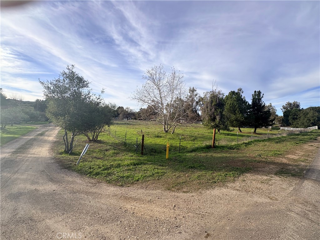 33 RODEO RD