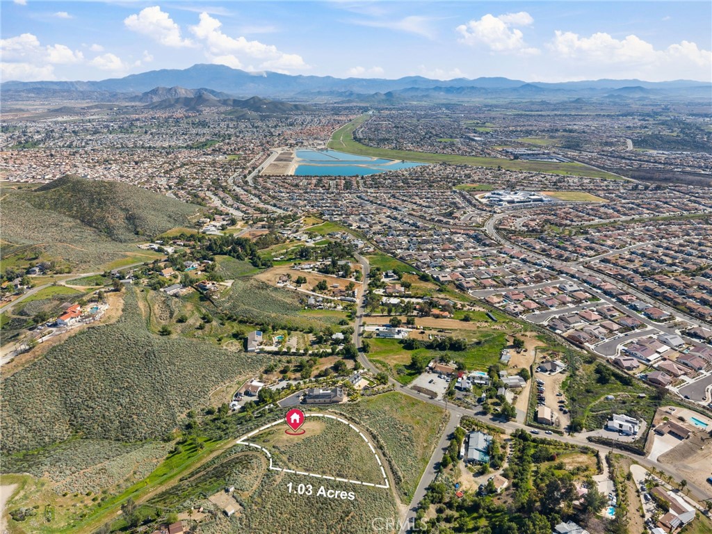 1 Juanita Drive