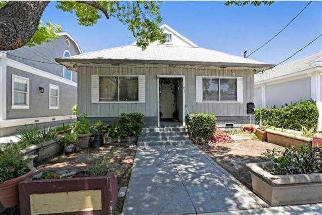 173 Clayton Avenue