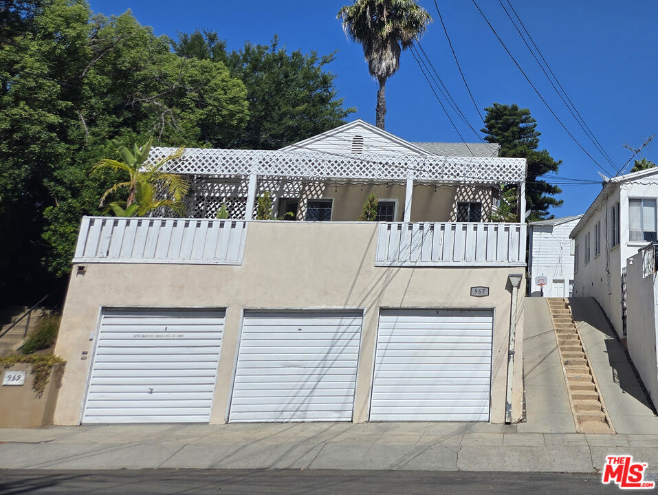 967 Lucile Avenue