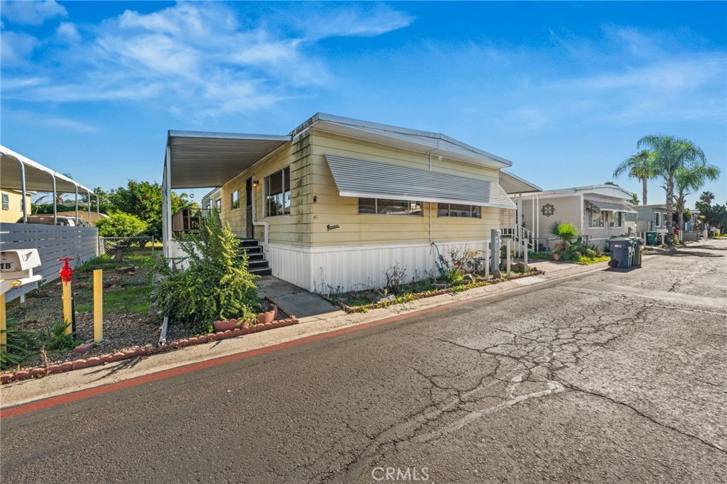 400 Greenfield Drive 18