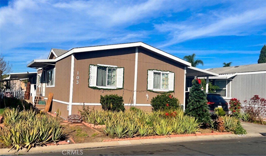 8200 Bolsa Avenue 103