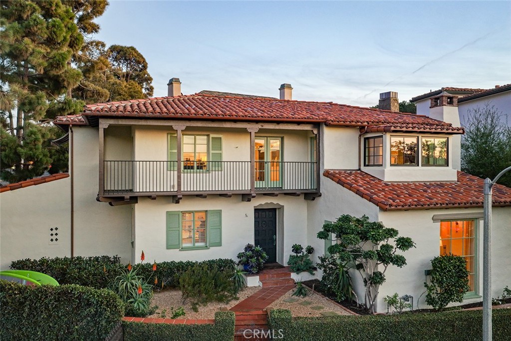 2 Emerald Bay