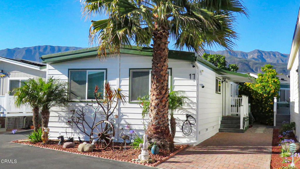 349 Ash Avenue 17