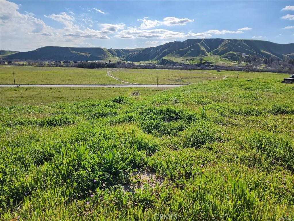 13300 Round Mountain Road