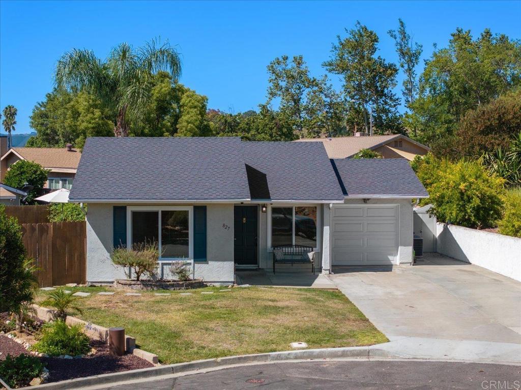 827 Bayberry Ct.